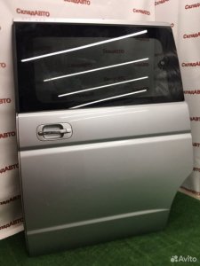 Дверь Honda Stepwgn RF3