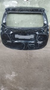 Крышка багажника Toyota RAV4