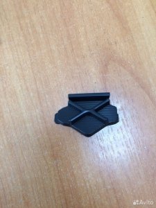 Заглушка крепежных болтов бампера Mitsubishi Lancer 2011-2015
