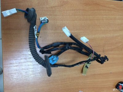 Проводка двери Subaru Impreza