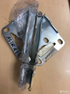 Петля капота Opel Astra 2004-2007