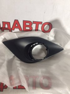 Накладка ПТФ Mazda Mazda3 2011-2013 BL