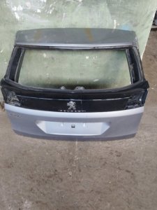 Крышка багажника Peugeot 3008