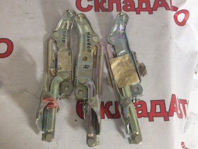 Петля крышки багажника Ford Mondeo