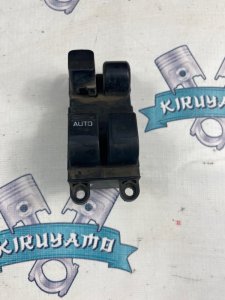 Кнопка стеклоподъемника Nissan Almera N15