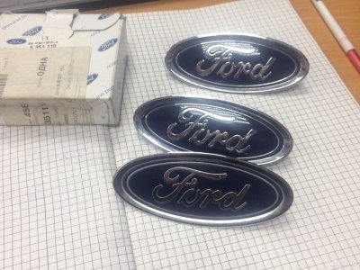 Эмблема Ford Focus