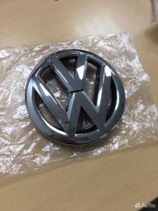 Эмблема Volkswagen Polo