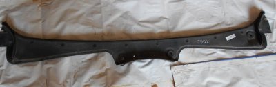 Накладка жабо (дождевик) BMW E60