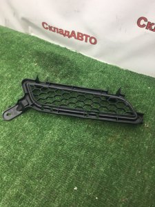 Решетка бампера MITSUBISHI Lancer 2011-2015