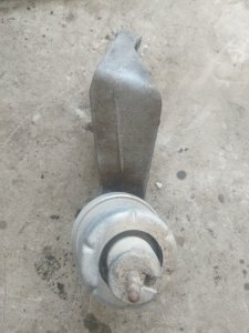 Кронштейн двигателя Opel Vectra B