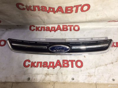 Решетка радиатора Ford Kuga 2012-2016