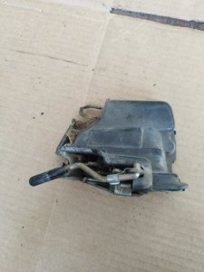 Замок боковой двери Mercedes-Benz w123 1984