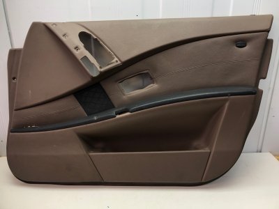 Обшивка двери BMW E60