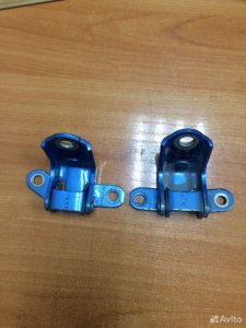 Петля двери Ford Fiesta 2008-2013