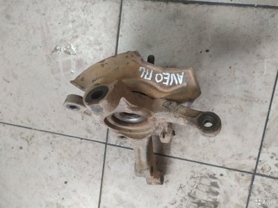 Кулаки передние Chevrolet Aveo 2003-2011