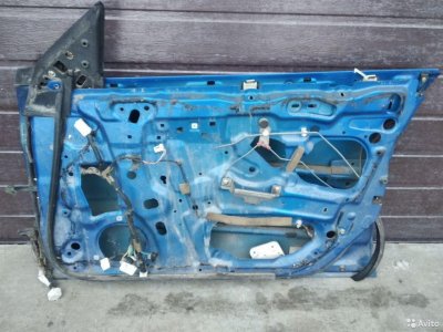 Дверь передняя правая Subaru Impreza G11 2000-2007