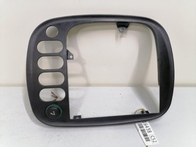 Рамка магнитолы Volkswagen Sharan 7M