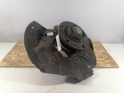 Кулак поворотный BMW E46