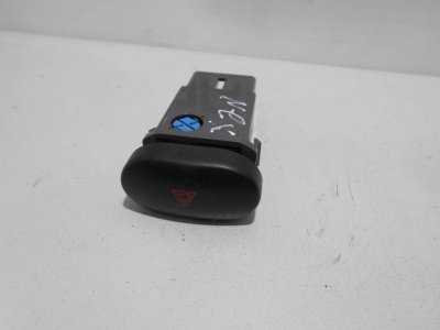 Кнопка аварийной сигнализации Daewoo Nexia N100