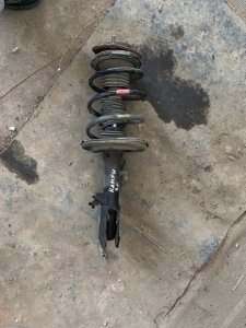Амортизатор подвески Toyota Camry