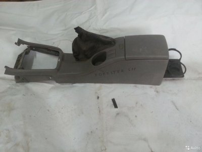 Подлокотник Subaru Forester 2002-2007