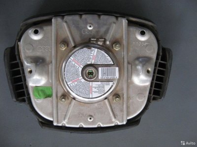 Airbag в руль Audi A4/A6 1994-2000