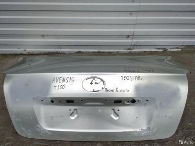 Крышка багажника Toyota Avensis 2003-2008