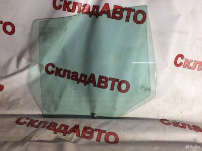 Стекло двери Volkswagen Golf 1997-2006