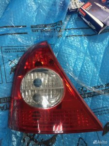 Фонарь Renault Clio 2001-2004