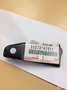 Кронштейн фары Toyota RAV4 2005-2010
