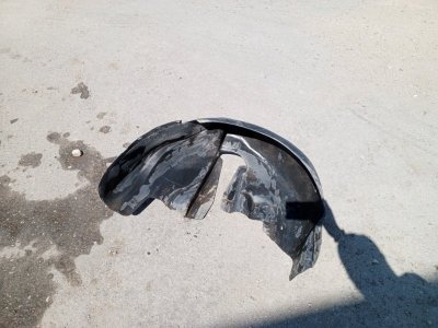 Подкрылок Volkswagen Passat 1998 B5