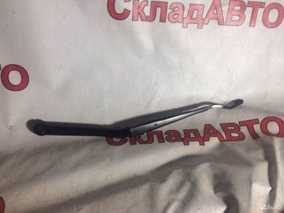 Поводок дворников Lexus GS 2007-2011