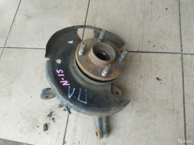 Кулаки передние Nissan Almera N15 1995-2000