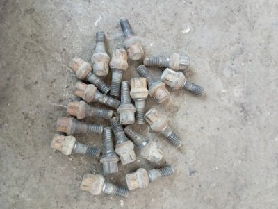 Болт колесный газ 3110 2002 газ3110