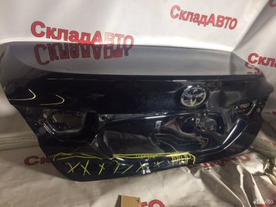 Крышка багажника Toyota Camry
