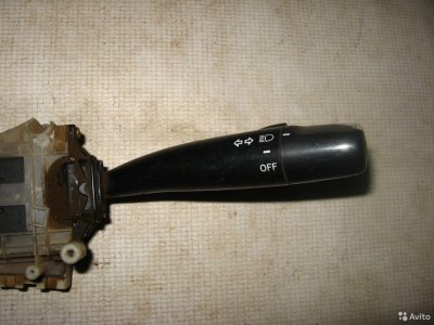 Переключатель подрулевой Toyota Carina AT211 96-02