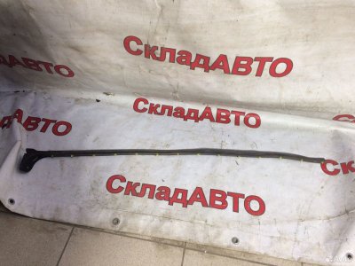 Уплотнитель двери Volkswagen Jetta