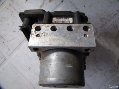 Блок ABS Nissan Tiida 2007-2014