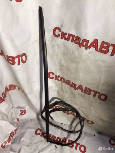 Молдинг стекла Volkswagen Jetta