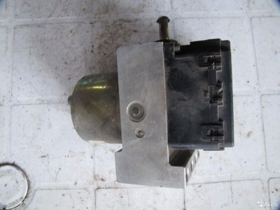 Блок ABS Suzuki Swift HT51S 2000-2004