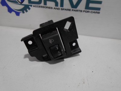 Кнопка корректора фар Nissan Almera G15