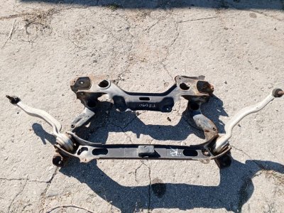 Балка подвески Mercedes W211