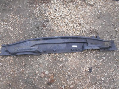 Накладка жабо (дождевик) Ford Focus 2