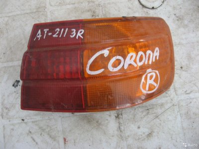 Фонарь правый б/у Toyota Corona Premio 1996-2001