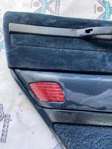 Обшивка боковой двери Ford Taurus