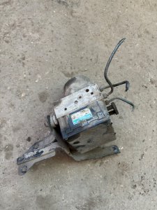 Блок ABS Mitsubishi Galant 2001 8