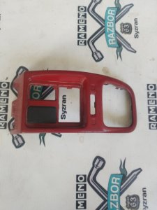Накладка на торпедо Nissan Primera P10