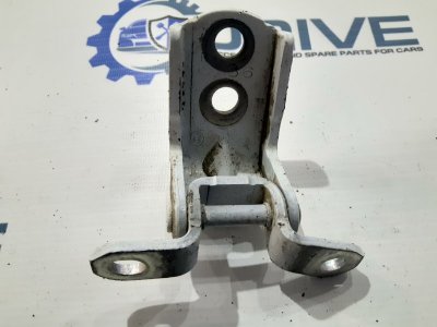 Петля двери Nissan Almera G15