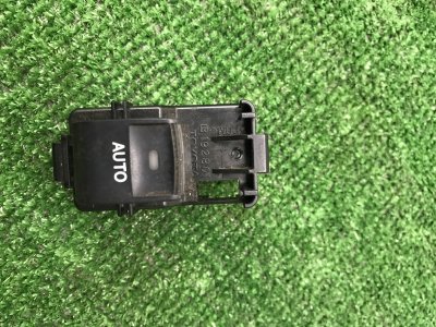Кнопка стеклоподъемника Toyota Camry 2008 ACV40