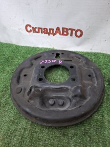 Щиток тормозного механизма MITSUBISHI COLT PLUS 2007 Z23W